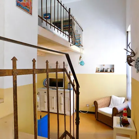 Apartment La Casa Del Vecchio Pescatore, *